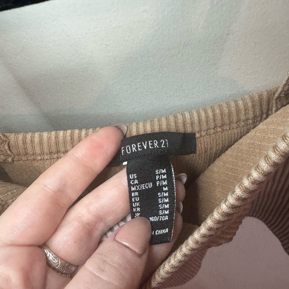 Washed Ribbed Crop Top - Picture 4 of 6